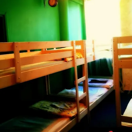 Hostel Crane *